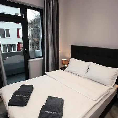 Silver Springs Apartment