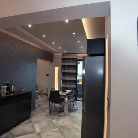 Silver Springs Apartment