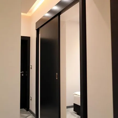 Silver Springs Apartment